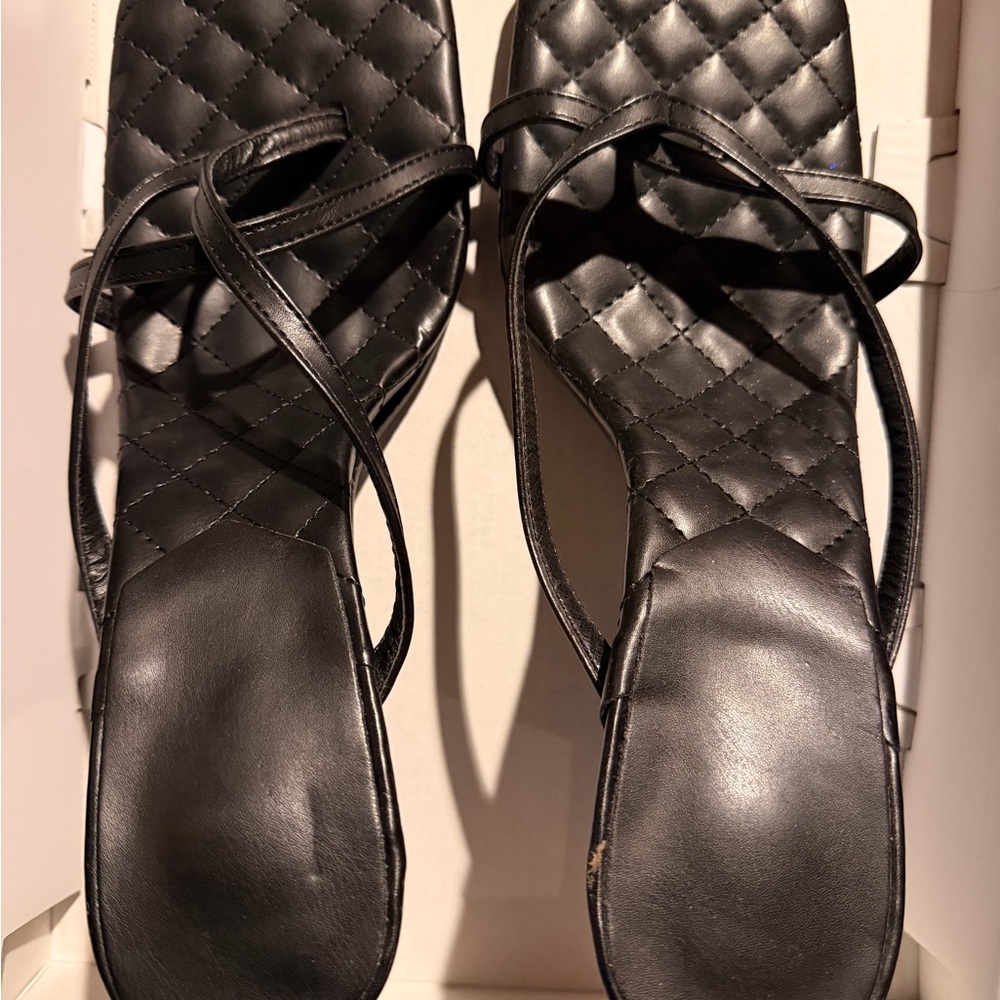 Chic Black Quilted Women's Sandals